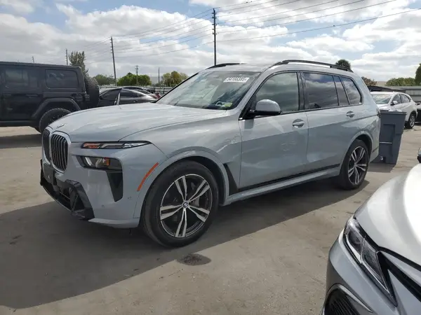 5UX23EM06P9M76099 2023 BMW X7 - Image 1
