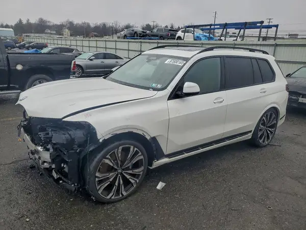 5UX23EM06P9R40346 2023 BMW X7 - Image 1