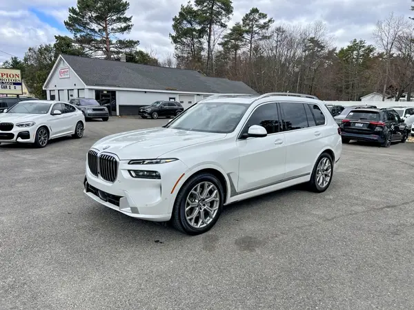 5UX23EM06P9R65571 2023 BMW X7 - Image 2