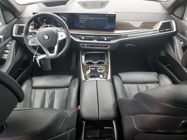 5UX23EM06R9S67707 2024 BMW X7 - Image 8