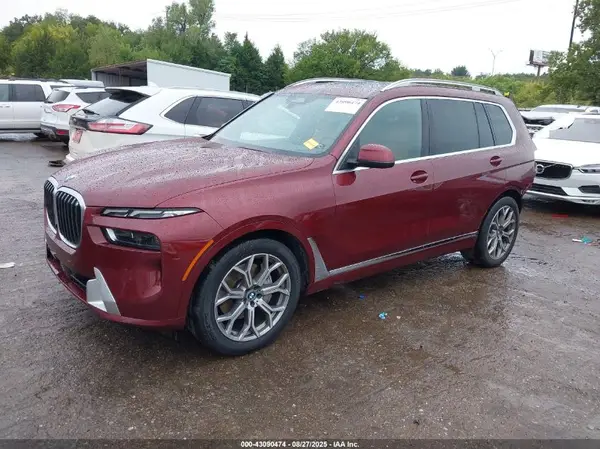 5UX23EM06R9T49310 2024 BMW X7 - Image 2
