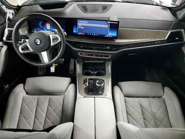 5UX23EM06R9T58346 2024 BMW X7 - Image 8