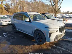 5UX23EM06R9U30565 2024 BMW X7