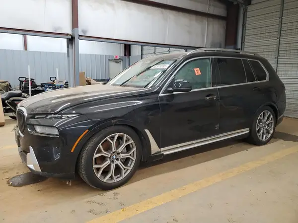 5UX23EM06R9U59211 2024 BMW X7 - Image 1