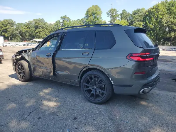 5UX23EM06R9W06899 2024 BMW X7 - Image 2