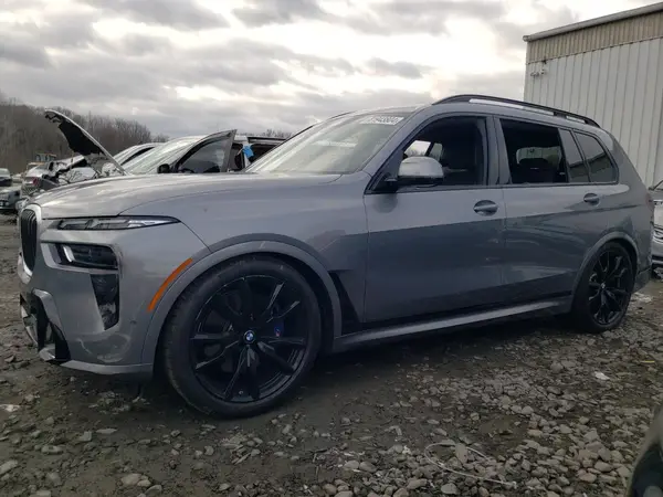 5UX23EM06S9X27342 2025 BMW X7 - Image 1