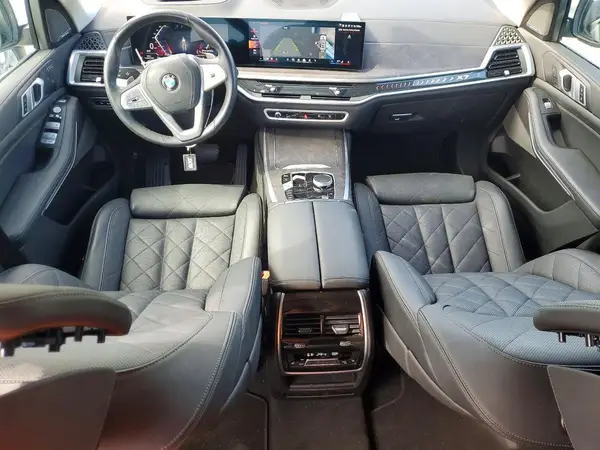 5UX23EM06S9Z20820 2025 BMW X7 - Image 8