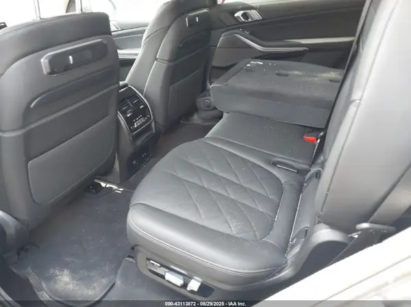 5UX23EM06S9Z23605 2025 BMW X7 - Image 8