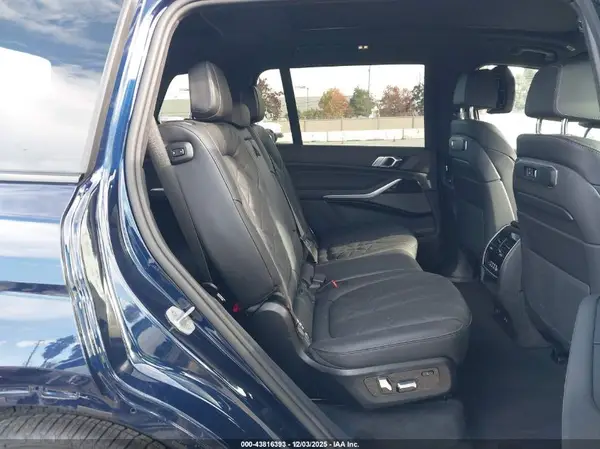 5UX23EM06T9158591 2026 BMW X7 - Image 8