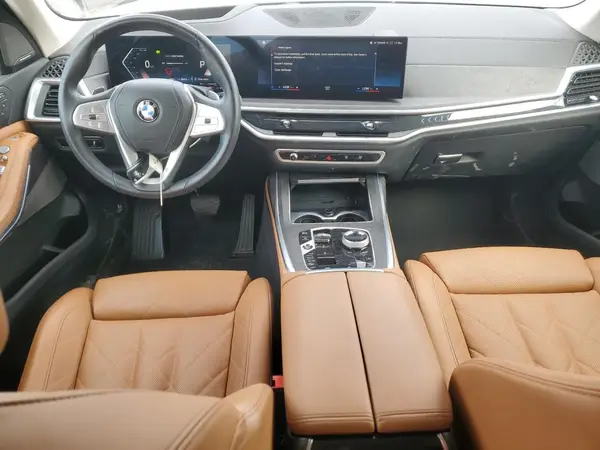5UX23EM07P9N84716 2023 BMW X7 - Image 8