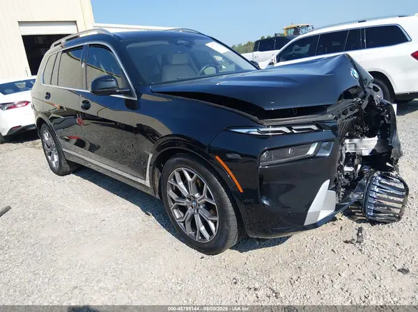 5UX23EM07P9P21444 2023 BMW X7 - Image 1