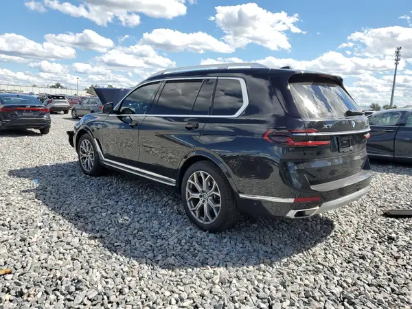 5UX23EM07P9R19490 2023 BMW X7 - Image 2