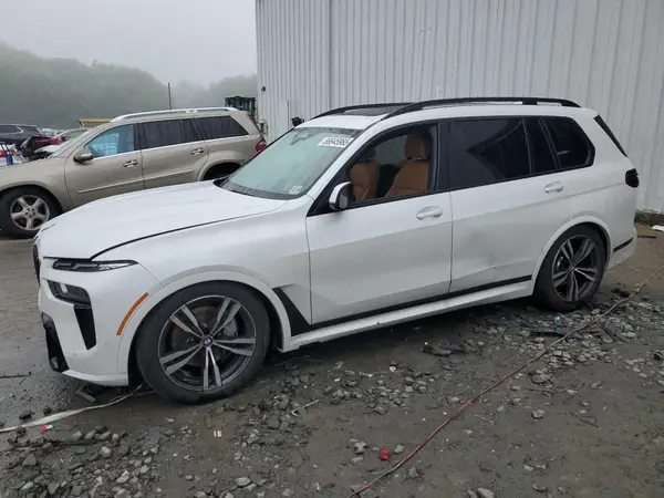 5UX23EM07R9U49531 2024 BMW X7 - Image 1
