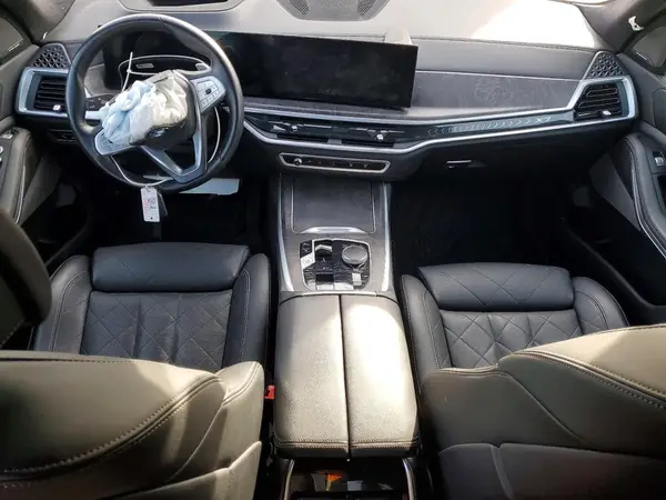 5UX23EM07R9U53949 2024 BMW X7 - Image 8
