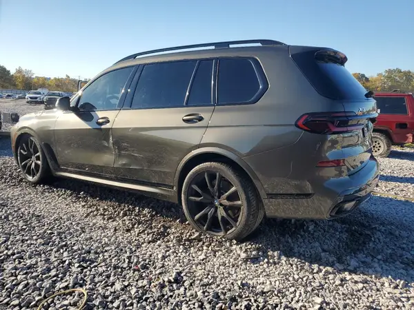 5UX23EM07R9U84831 2024 BMW X7 - Image 2