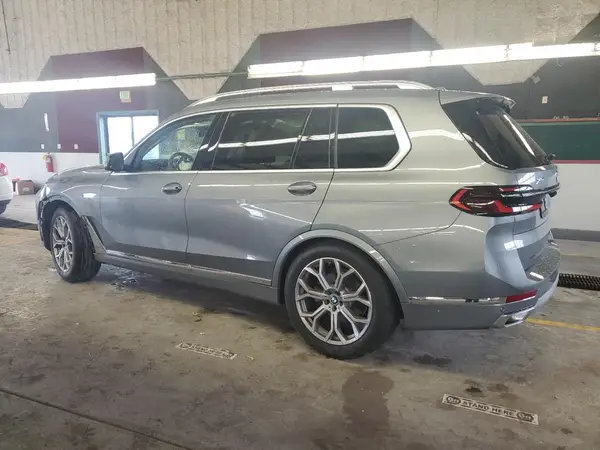 5UX23EM07R9W11271 2024 BMW X7 - Image 2