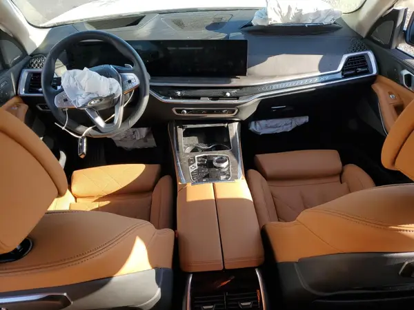 5UX23EM07S9W43157 2025 BMW X7 - Image 8