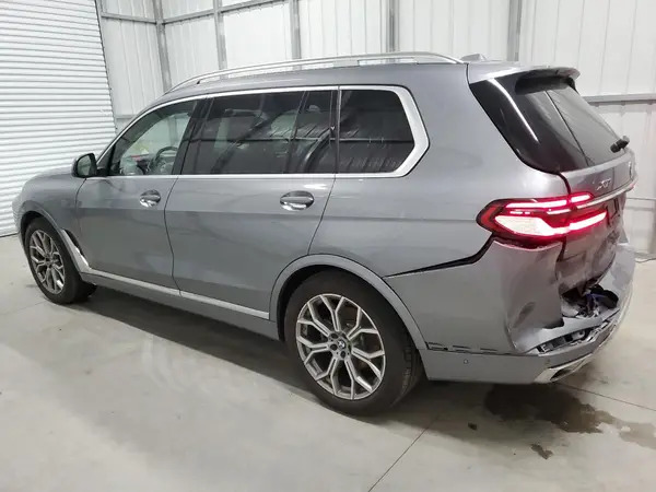 5UX23EM07S9X65548 2025 BMW X7 - Image 2