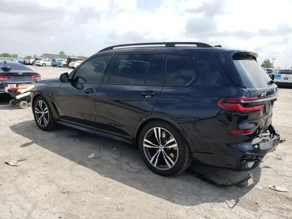 5UX23EM07S9X89266 2025 BMW X7 - Image 2