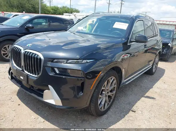 5UX23EM07S9X93852 2025 BMW X7 - Image 2