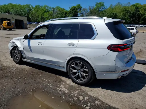 5UX23EM07S9Z65653 2025 BMW X7 - Image 2