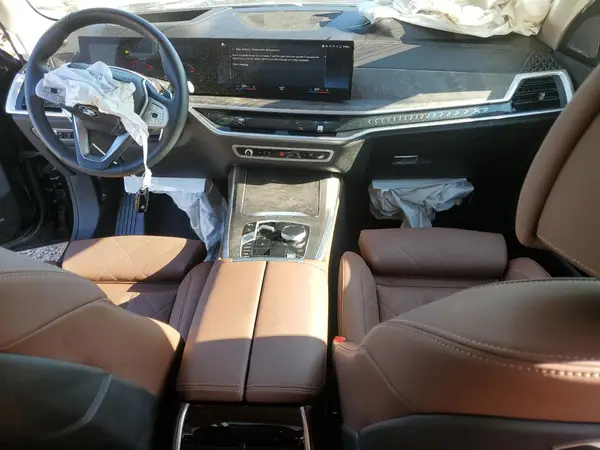 5UX23EM08P9P25776 2023 BMW X7 - Image 8