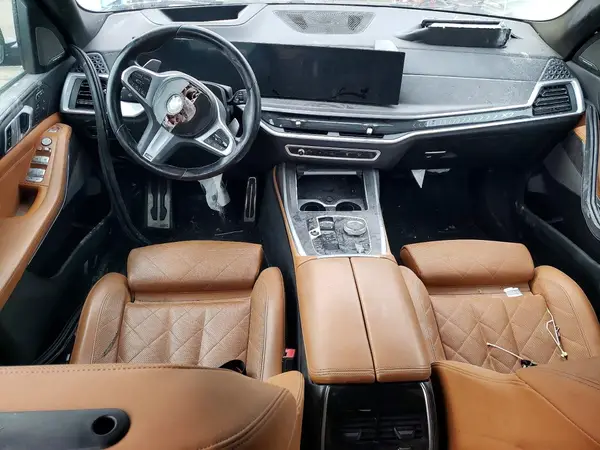 5UX23EM08P9P97044 2023 BMW X7 - Image 8