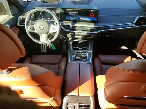 5UX23EM08P9R18462 2023 BMW X7 - Image 8