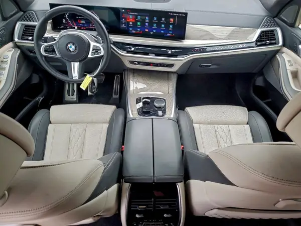 5UX23EM08P9R39909 2023 BMW X7 - Image 8