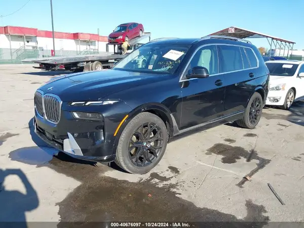 5UX23EM08R9S83696 2024 BMW X7 - Image 2