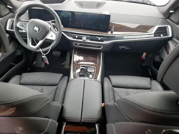 5UX23EM08S9X31697 2025 BMW X7 - Image 8