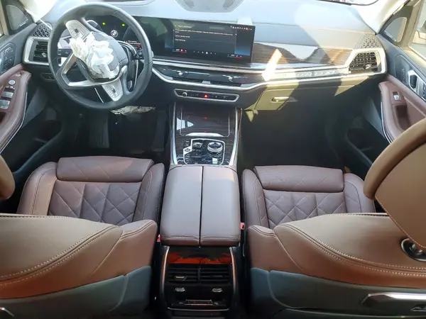 5UX23EM08S9X89051 2025 BMW X7 - Image 8