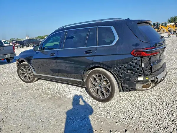 5UX23EM08S9Y94026 2025 BMW X7 - Image 2