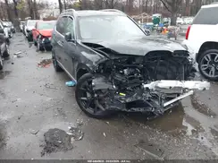 5UX23EM08S9Z94272 2025 BMW X7