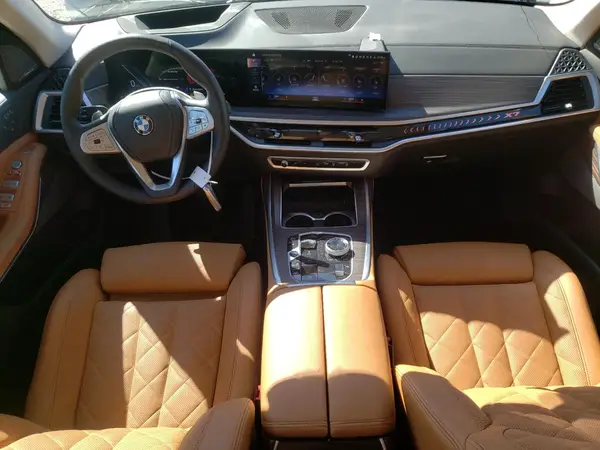 5UX23EM09P9P78597 2023 BMW X7 - Image 8