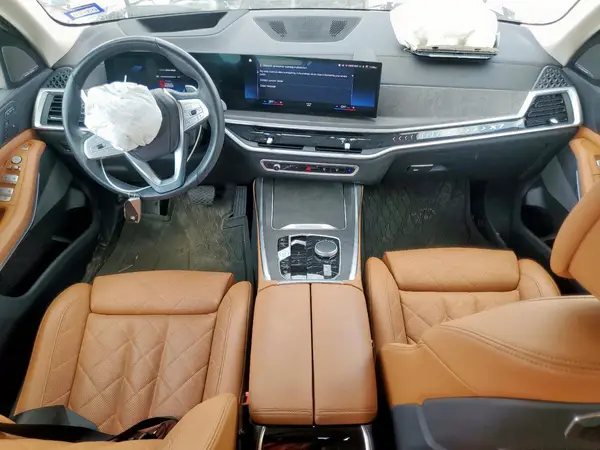 5UX23EM09P9R64818 2023 BMW X7 - Image 8