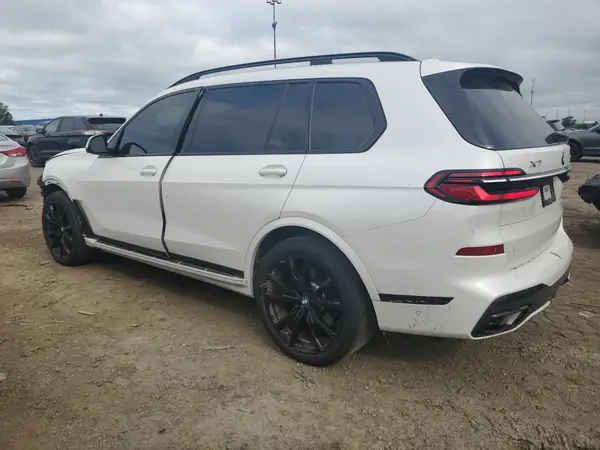 5UX23EM09P9R70781 2023 BMW X7 - Image 2