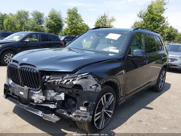 5UX23EM09P9S07126 2023 BMW X7 - Image 2