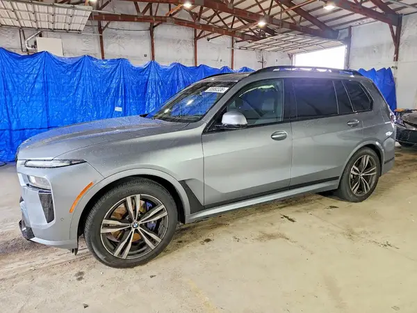 5UX23EM09R9S30716 2024 BMW X7 - Image 1