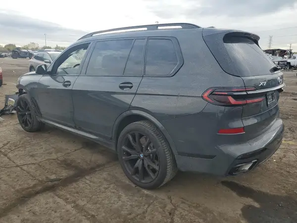 5UX23EM09R9S36337 2024 BMW X7 - Image 2