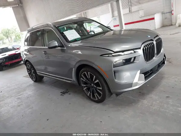 5UX23EM09R9S95257 2024 BMW X7 - Image 1