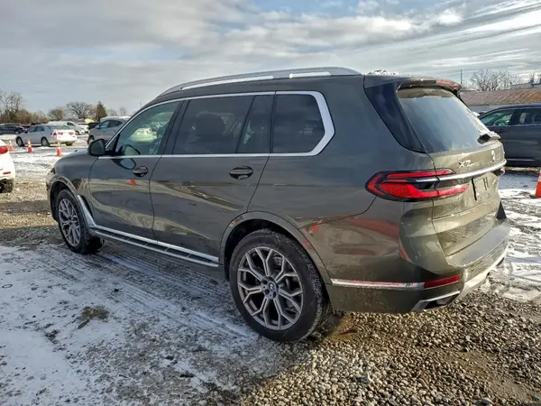 5UX23EM09R9T49222 2024 BMW X7 - Image 2