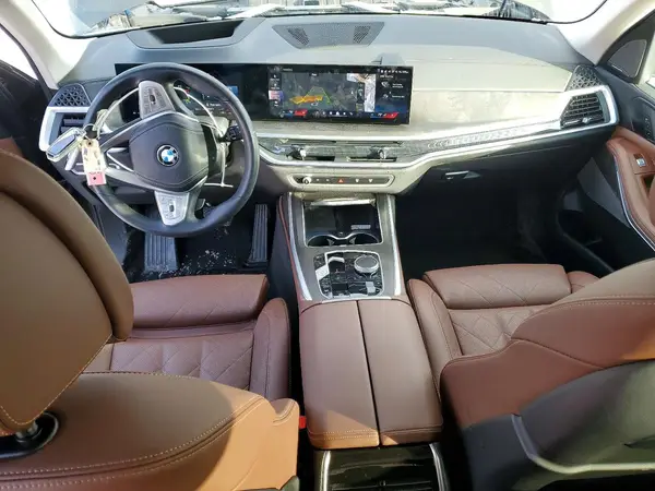 5UX23EM09R9T49222 2024 BMW X7 - Image 8
