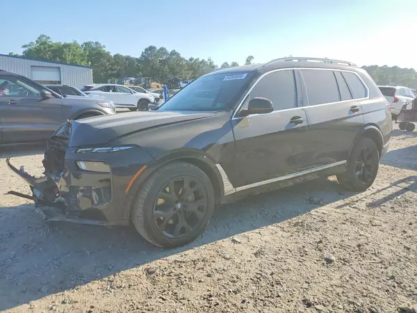 5UX23EM09R9V13245 2024 BMW X7 - Image 1