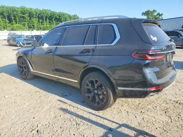 5UX23EM09R9V13245 2024 BMW X7 - Image 2