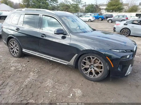 5UX23EM09R9V46097 2024 BMW X7 - Image 1