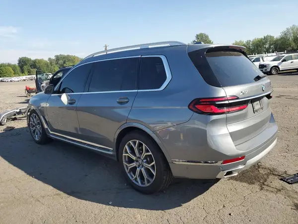 5UX23EM09R9V50652 2024 BMW X7 - Image 2