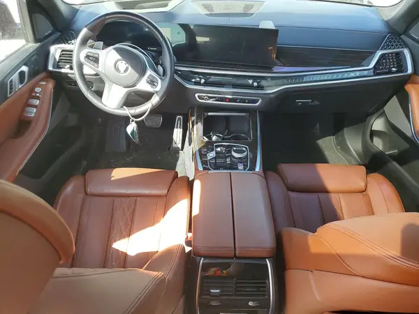 5UX23EM09S9W48666 2025 BMW X7 - Image 8