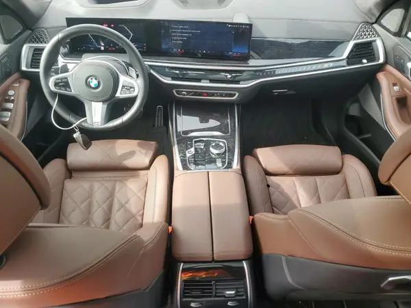 5UX23EM09S9Y79325 2025 BMW X7 - Image 8