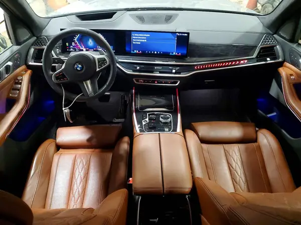5UX23EM09S9Z90117 2025 BMW X7 - Image 8